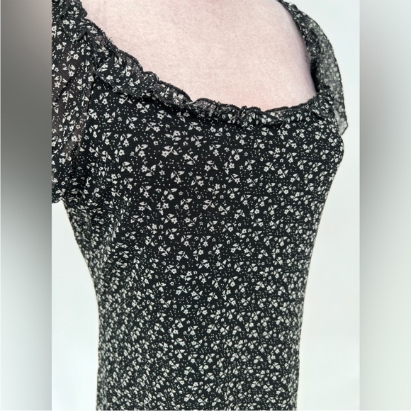 EUC No Excuse Floral Mini Dress - Picture 4 of 9